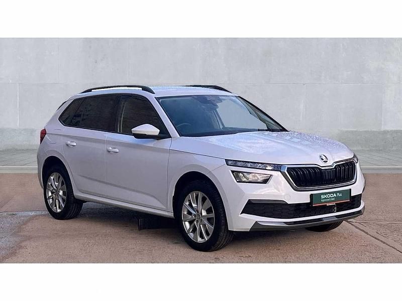 Moon white metallic Used 2023 Skoda 110 R SE Drive Estate | £15,700 (Fair price) - Image 1/4