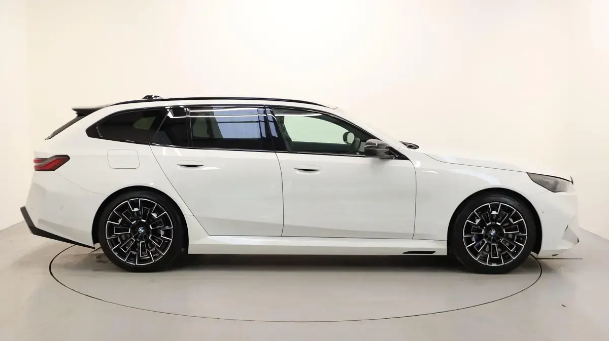 Nuevo BMW M5 Comfort Edition 727 CV (534 kW) 2025 Blanco Familiar