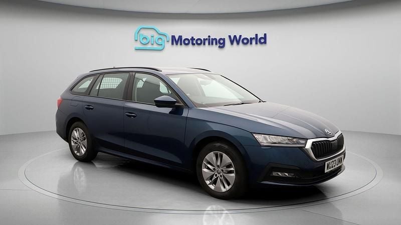 Blue Used 2023 Skoda Octavia SE Technology Estate | £18,700 (Fair price) - Image 1/4