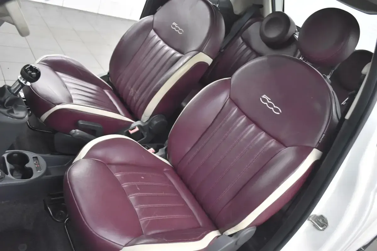 Used Fiat 500 Lounge 85 HP (62 kW) 2016 White Hatchback
