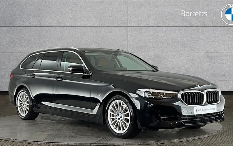 Used BMW 530e Comfort Edition 292 HP (214 kW) 2023 Black Estate