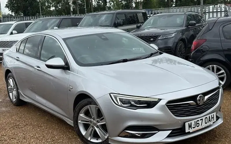 Used Vauxhall Insignia Elite 136 HP (100 kW) 2018 Hatchback