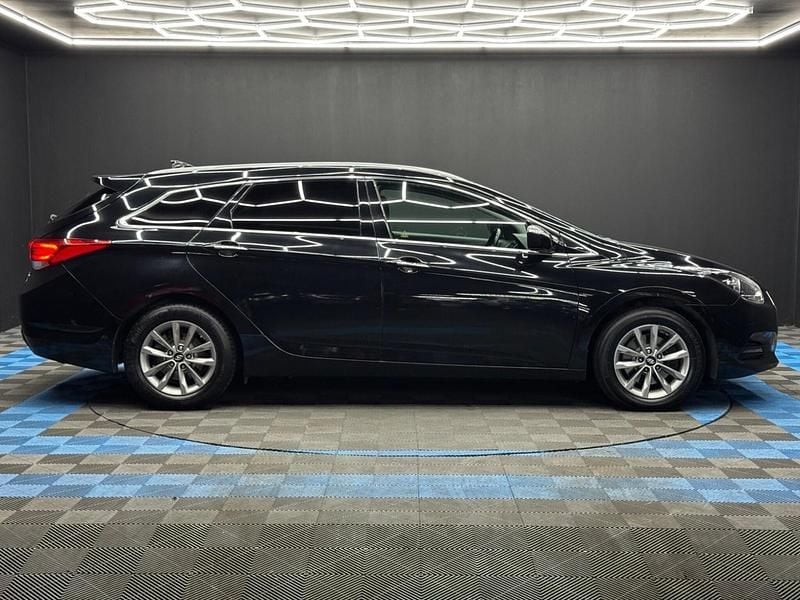 Used Hyundai i40 SE 2017 Black Estate