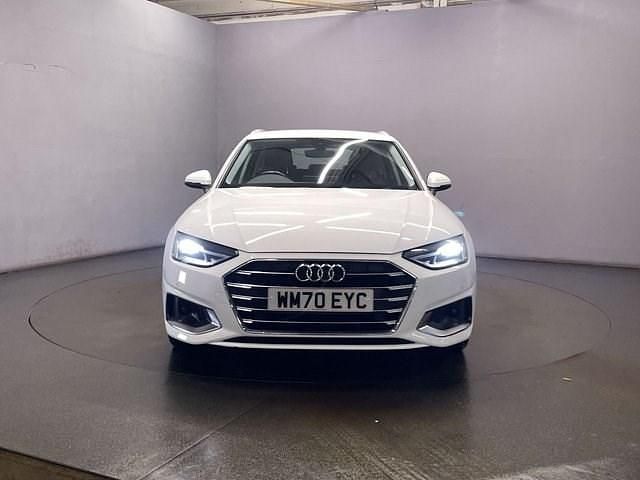 Used Audi A4 Sport 163 HP (119 kW) 2021 White Estate