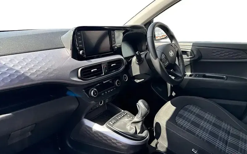 Used Hyundai i10 Premium 63 HP (46 kW) 2026 Hatchback