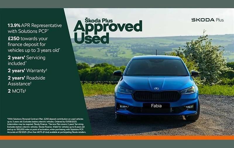 Graphite grey metallic Used 2024 Skoda Octavia SE Technology Estate | £23,000 (Fair price) - Image 1/4