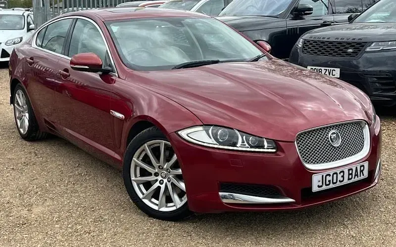 Used Jaguar XF Premium Luxury 241 HP (177 kW) 2014 Sedan
