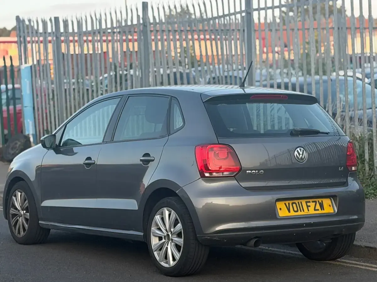 Used VW Polo SEL 2011 Grey Hatchback