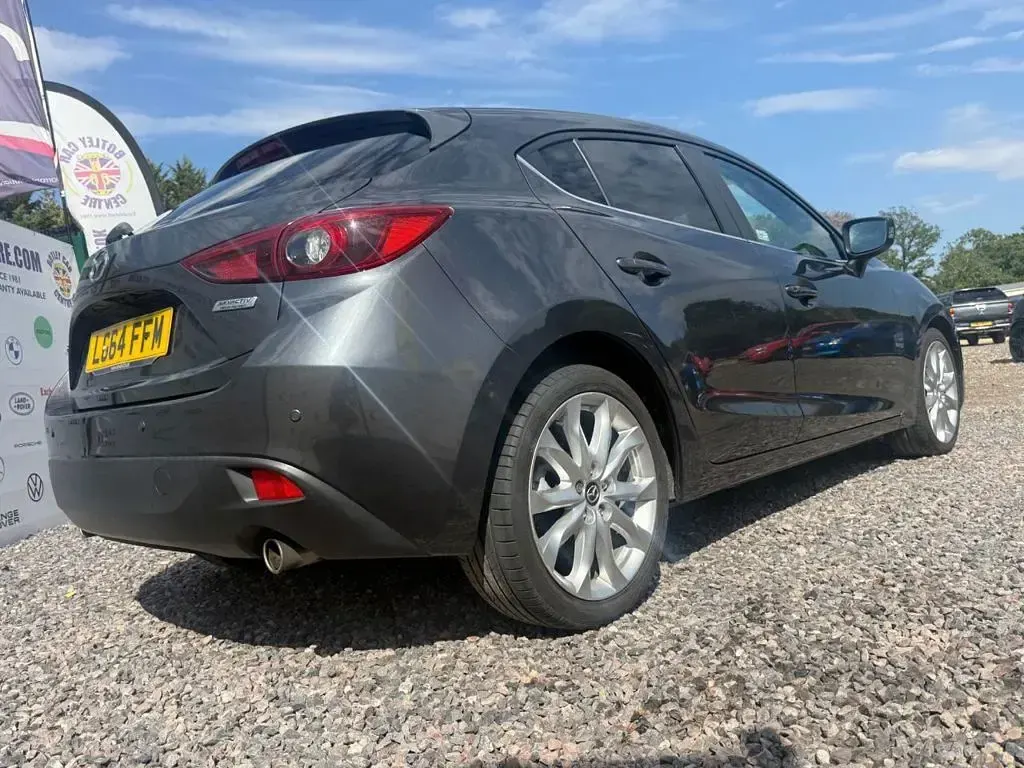 Used Mazda 3 Inclusive 120 HP (88 kW) 2014 Grey Hatchback