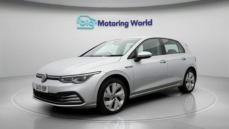 Used VW Golf VII Style 150 HP (110 kW) 2021 Silver Hatchback