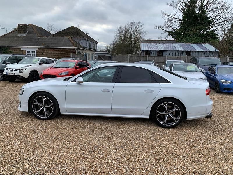 Used Audi S8 Performance 520 HP (382 kW) 2016 White Sedan