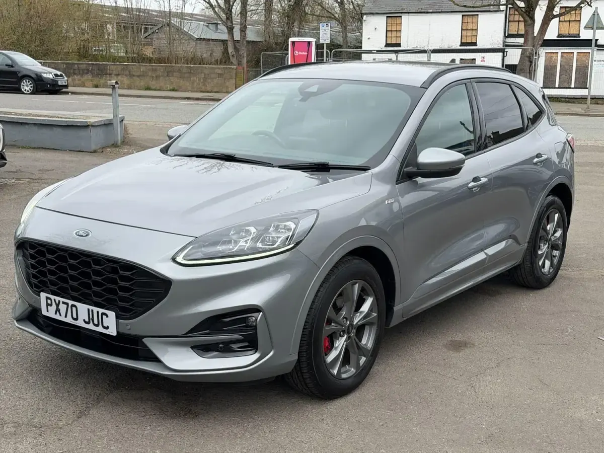 Second-hand Ford Kuga ST-Line 150 CP (110 kW) 2020 Argintiu SUV