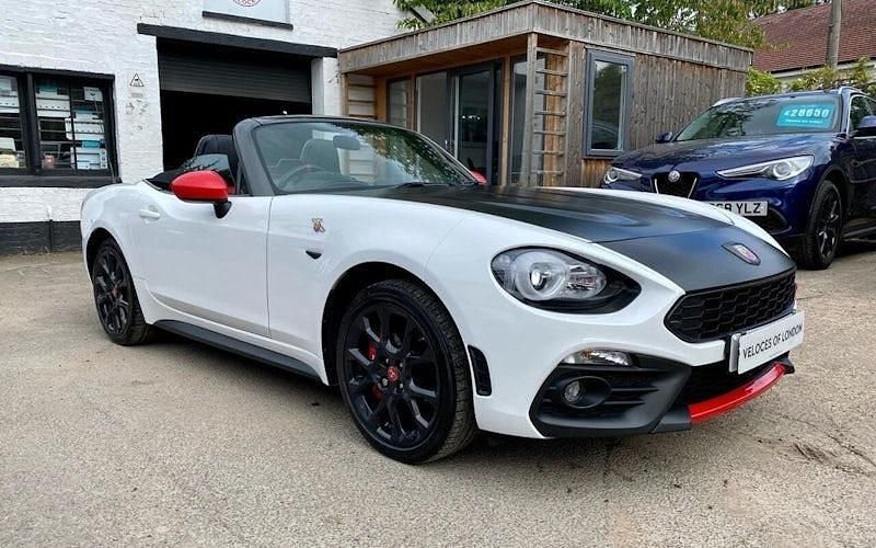 Used 2016 Abarth 124 Spider Cabriolet | £17,995 (Fair price) - Image 1/4