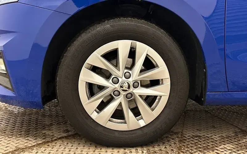 Used Skoda Fabia Comfort 95 HP (69 kW) 2024 Blue Hatchback