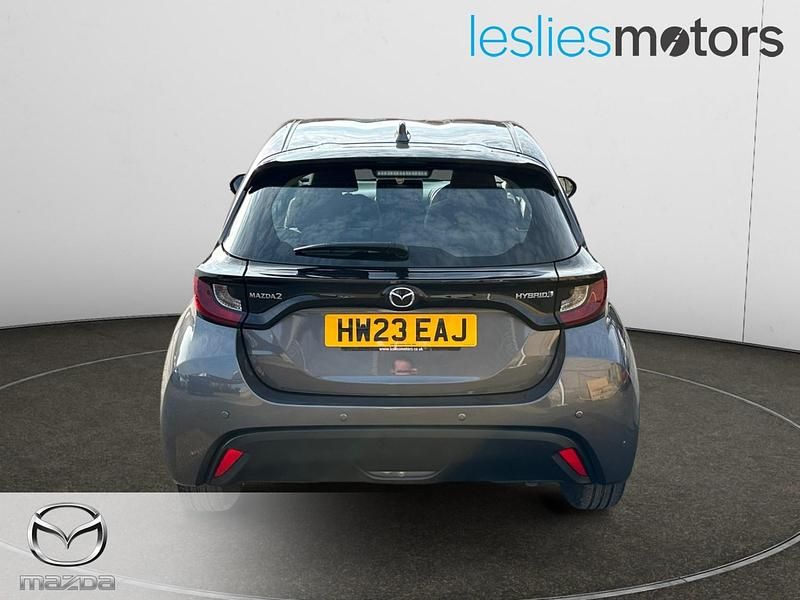 Begagnad Mazda 2 116 HK (85 kW) 2023 Grå Halvkombi