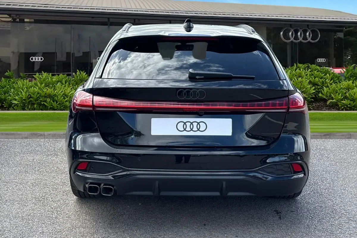 New Audi A5 Black Edition 204 HP (150 kW) 2026 Black Estate