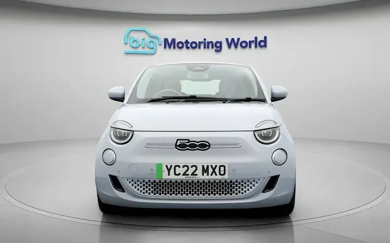 Gebraucht Fiat 500e La Prima 86 kW (118 PS) 2025 Kleinwagen
