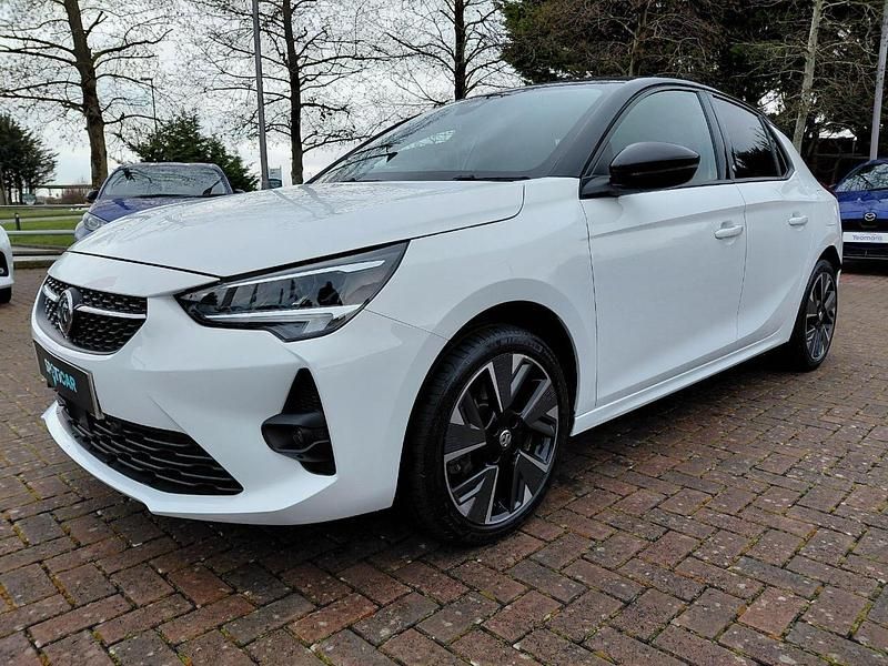 Used Vauxhall Corsa-e 98 kW (134 HP) 2024 White Hatchback