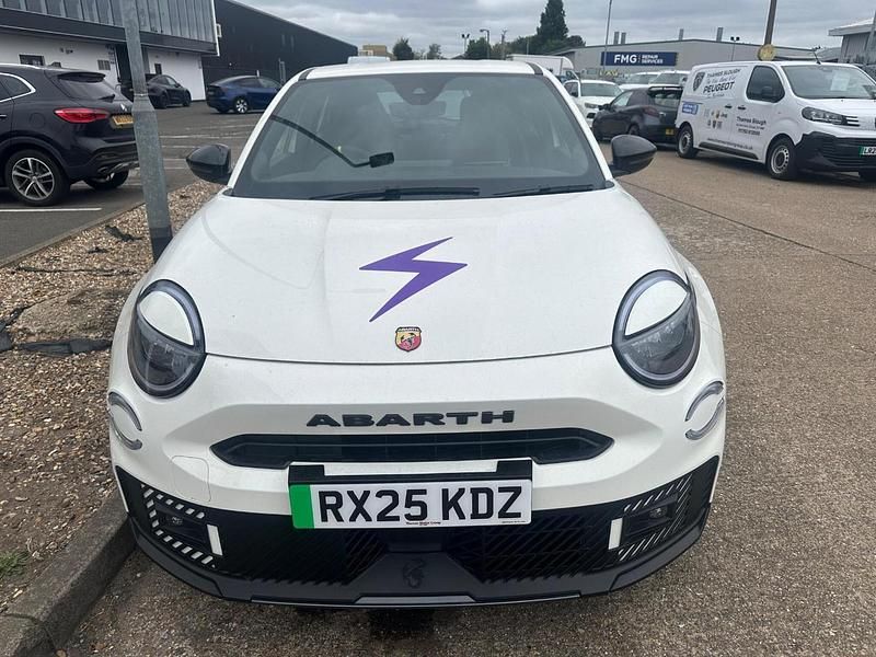 Used Abarth 600e 174 kW (237 HP) 2025 White SUV