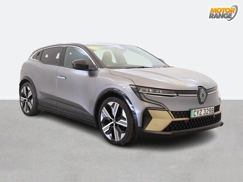 Grey/black Used 2023 Renault Mégane Iconic Hatchback | £18,895 (A bit pricey) - Image 1/4