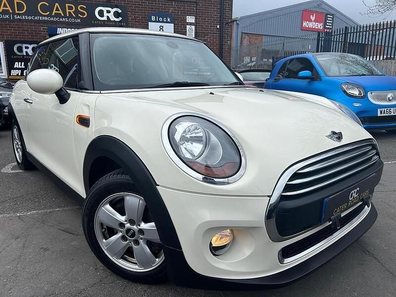 Used Mini ONE Hatch 102 HP (75 kW) 2014 White Hatchback