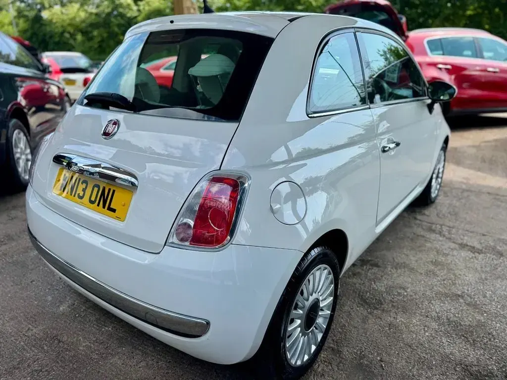 Used Fiat 500 Lounge 69 HP (50 kW) 2013 White Hatchback