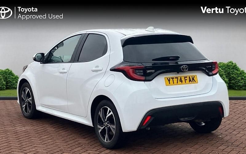 Used Toyota Yaris Hybrid Design 116 HP (85 kW) 2026 Hatchback