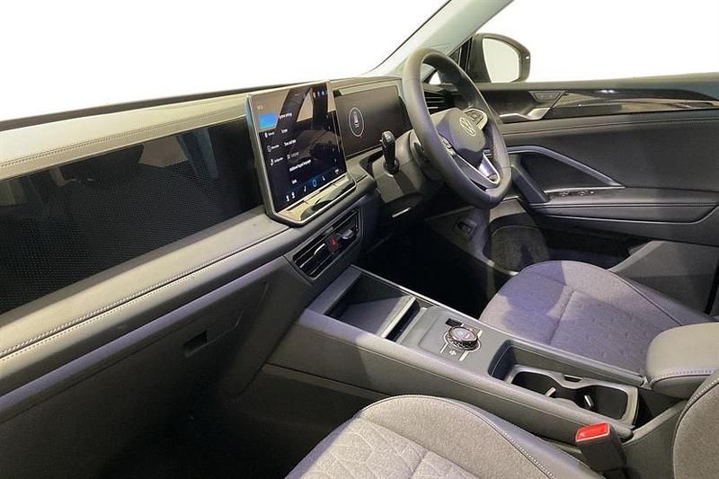 Used VW Tiguan Match 150 HP (110 kW) 2025 Urano grey SUV