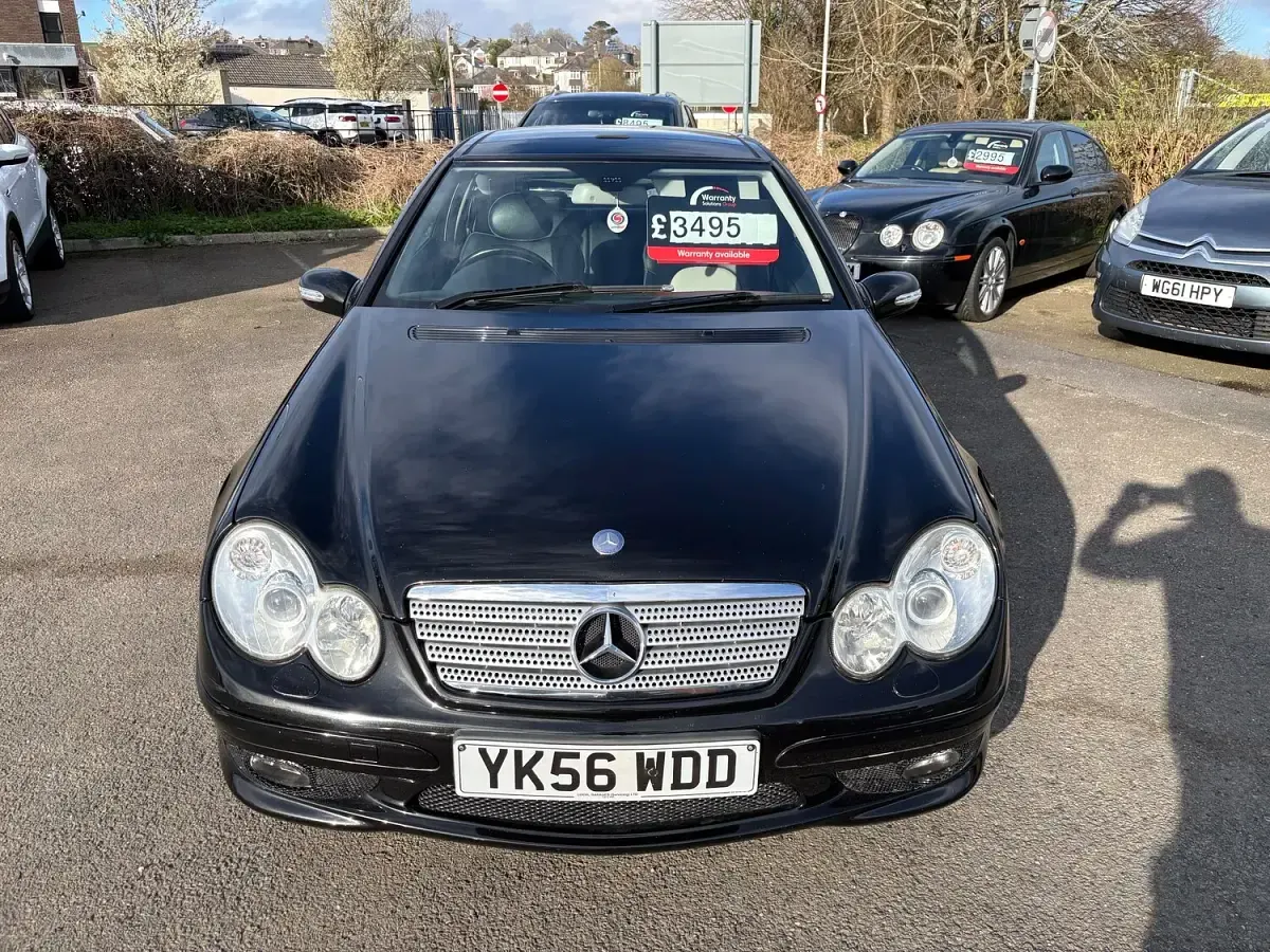 Used Mercedes C180 143 HP (105 kW) 2006 Black Coupe