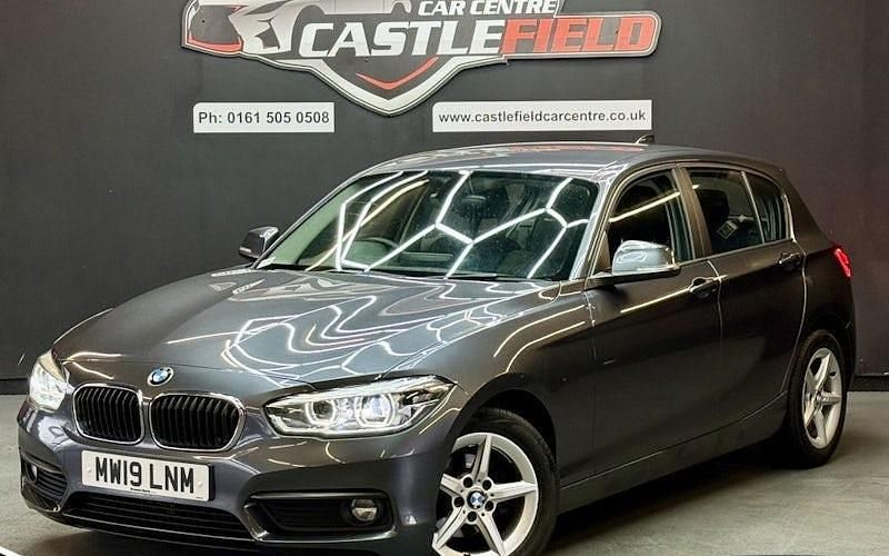 Usado BMW 116 116 CV (85 kW) 2019 Gris Utilitario