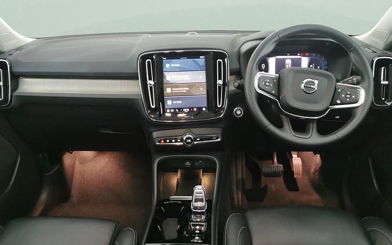 Used 2025 Volvo XC40 Plus SUV | £25,901 (Super price) - Image 1/1