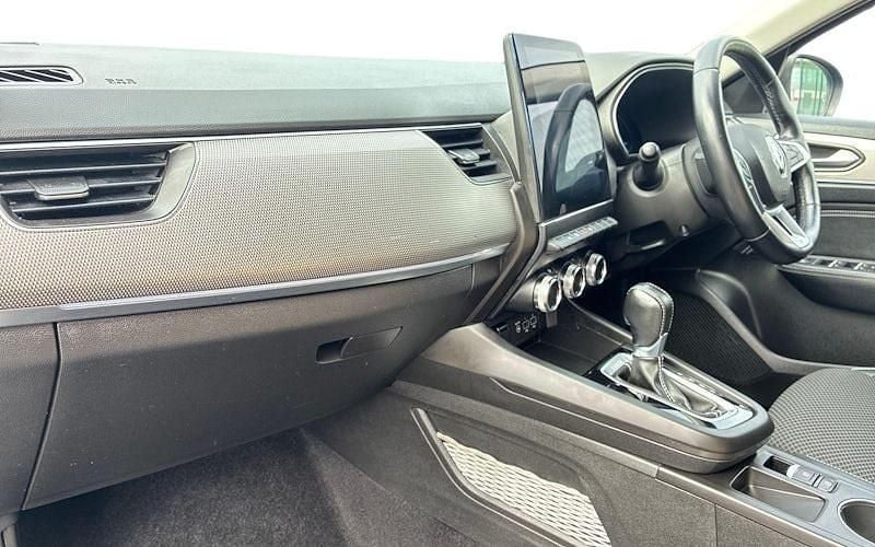 Gebraucht Renault Arkana Version S 143 PS (105 kW) 2022 Schwarz SUV