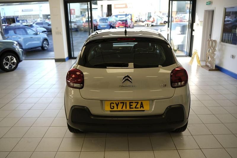 Used Citroën C3 PureTech 108 HP (79 kW) 2021 Brown Hatchback