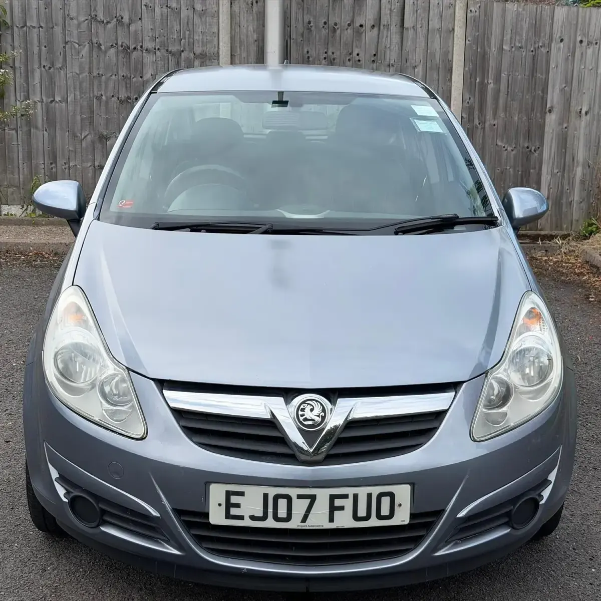 Used Vauxhall Corsa Club 90 HP (66 kW) 2007 Silver Hatchback
