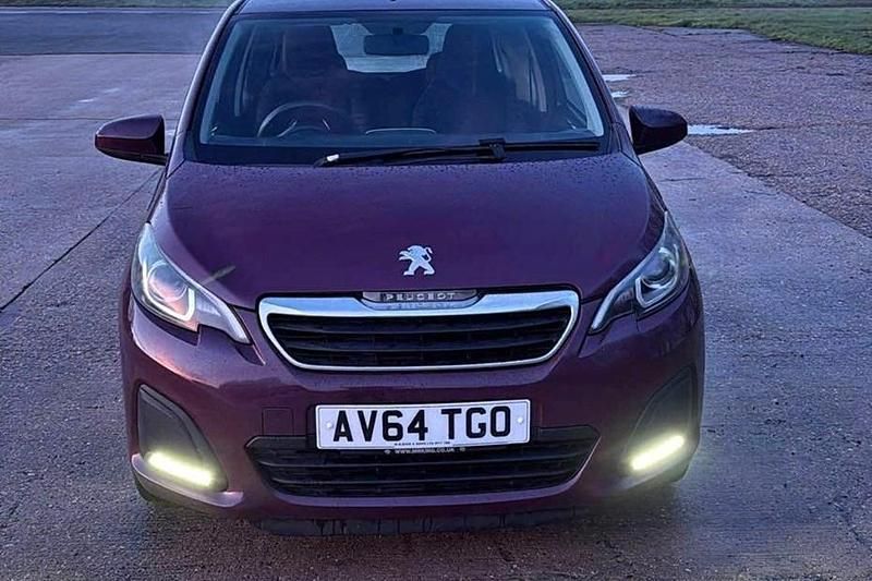 Used Peugeot 108 Active 68 HP (50 kW) 2014 Mauve Hatchback