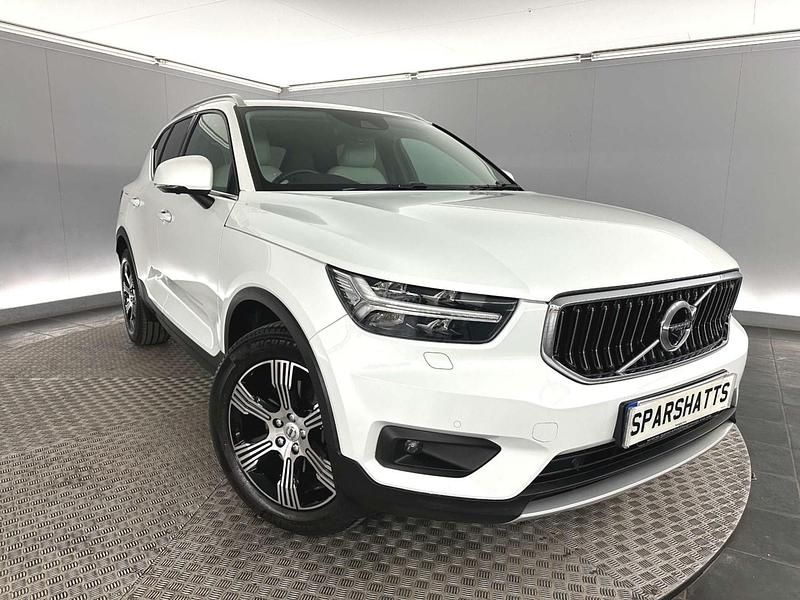 Used Volvo XC40 Inscription 190 HP (139 kW) 2020 White SUV
