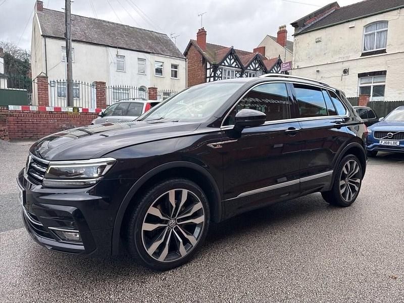 Used VW Tiguan R-line 240 HP (176 kW) 2019 Black SUV