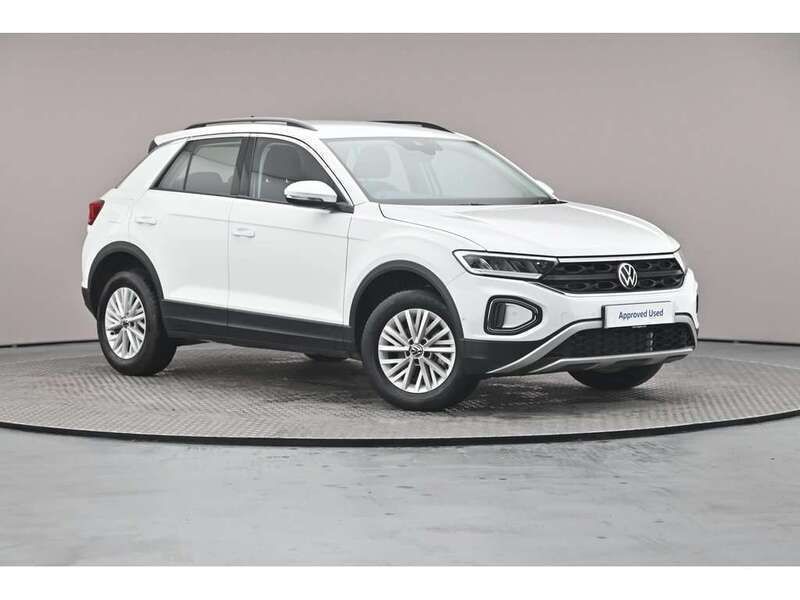 White Used 2023 VW T-Roc Life SUV | £22,156 (Fair price) - Image 1/4