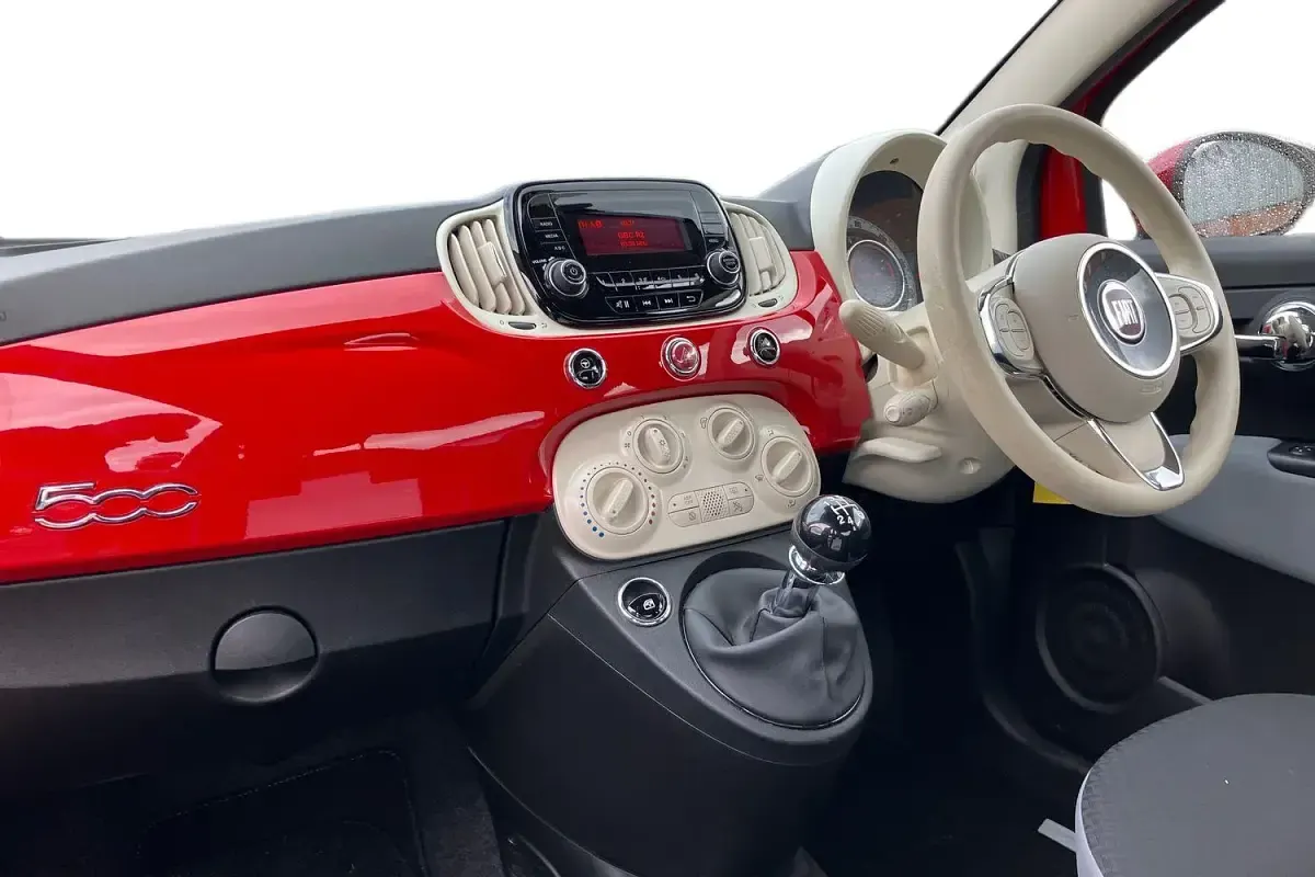Used Fiat 500 Pop Star 69 HP (50 kW) 2018 Red Hatchback