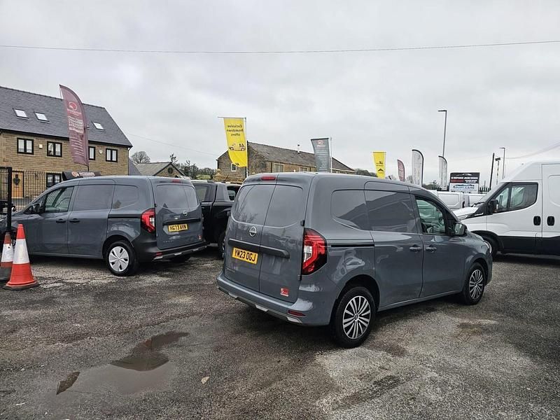 Used Nissan Townstar Acenta 128 HP (94 kW) 2023 Grey Van