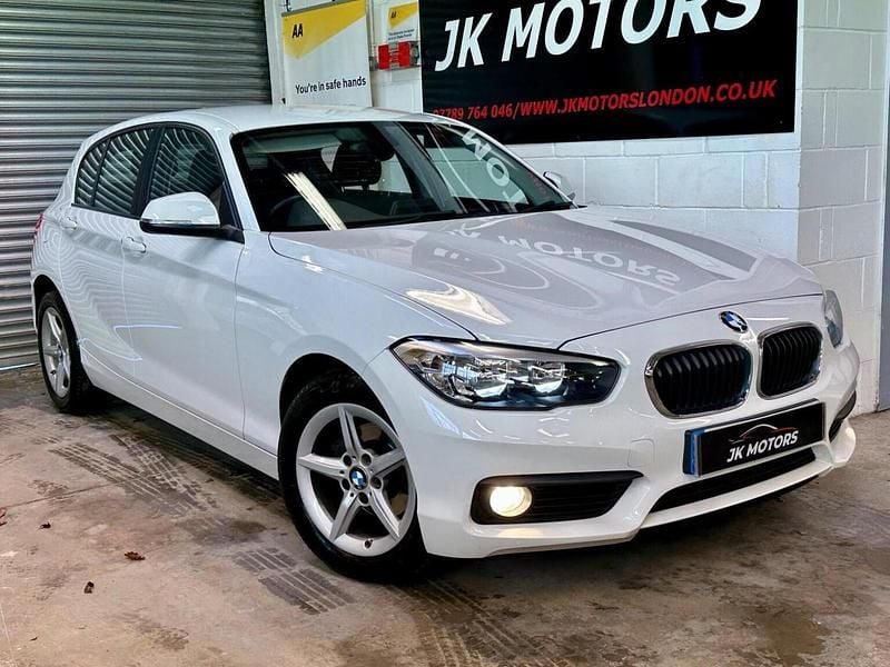 White Used 2018 BMW 118 Hatchback | £11,499 (Good price) - Image 1/4