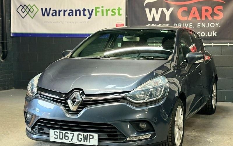 Used Renault Clio IV Dynamique 75 HP (55 kW) 2018 Hatchback