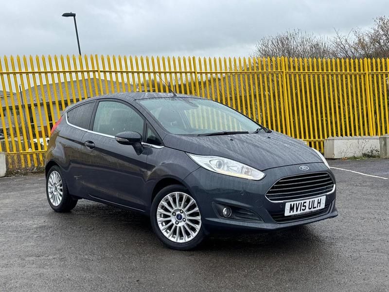 Used Ford Fiesta Titanium 2015 Grey Hatchback