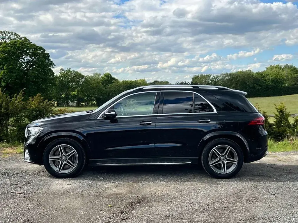Used Mercedes GLE400 AMG line 381 HP (280 kW) 2024 Black Estate
