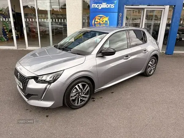 Used Peugeot 208 Allure+ 100 HP (73 kW) 2023 Grey Hatchback