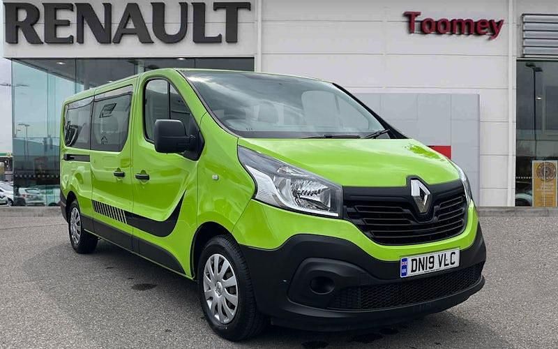 Green Used 2018 Renault Trafic Business Van | £12,350 (Expensive) - Image 1/4