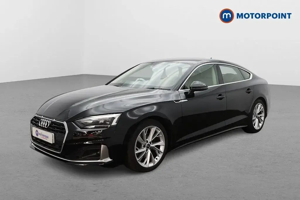 Usado Audi A5 Sport 2024 Negro Utilitario