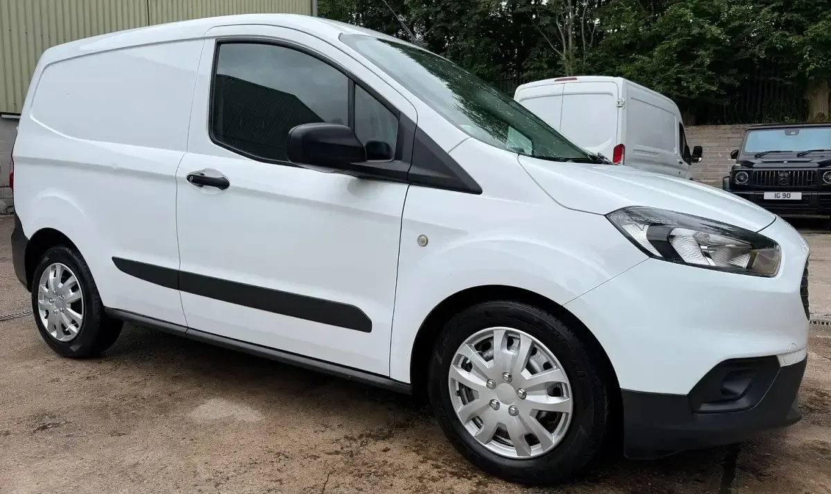 Used Ford Transit Courier 2020 White Van