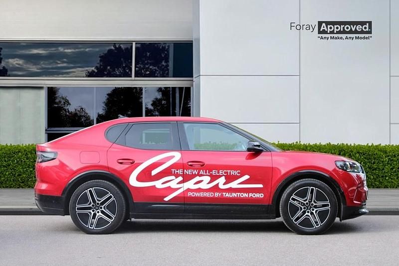 Usado Ford Capri Premium 210 kW (286 CV) 2024 Rojo Familiar