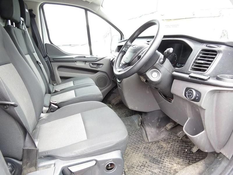 Used Ford Transit Custom 105 HP (77 kW) 2019 White Van